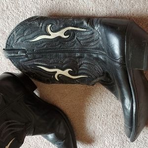 Laredo cowboy boots